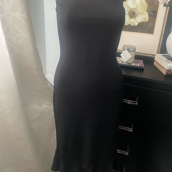 Black Sheath Cocktail Dress with Plunge Neckline Sm - Picture 2 of 7